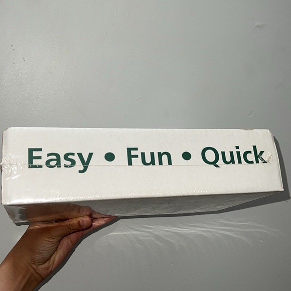 Latch Hook Kit WonderArt Best Friend Caron Crochet Yarn Cat Dog Style New In Box - Picture 3 of 9